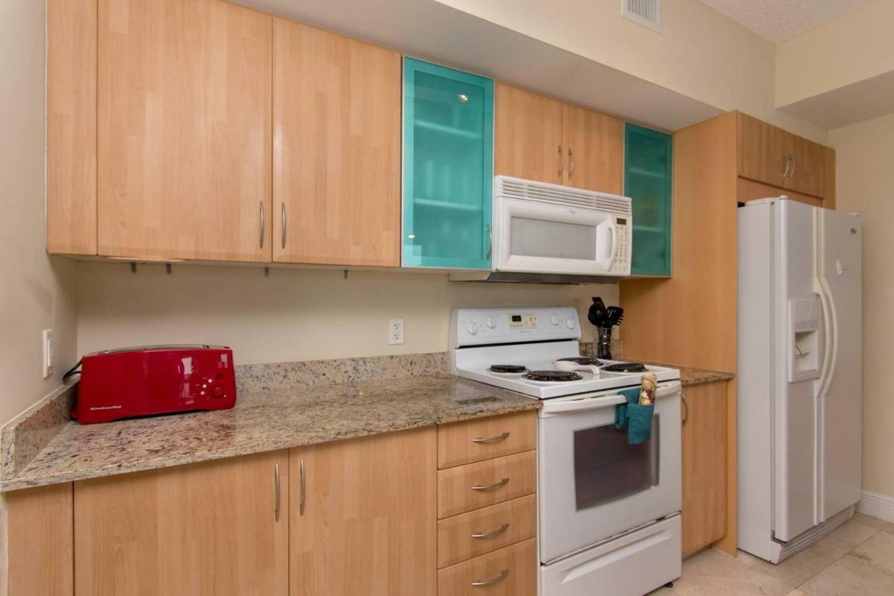 Stylish Modern 2Bd/2Bth Apt. Min To Beach マイアミビーチ エクステリア 写真