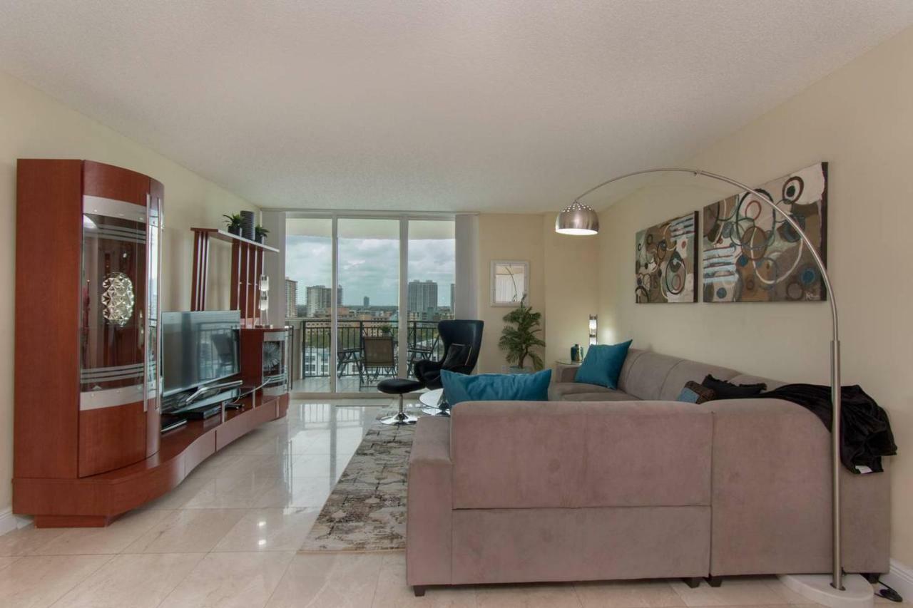 Stylish Modern 2Bd/2Bth Apt. Min To Beach マイアミビーチ エクステリア 写真