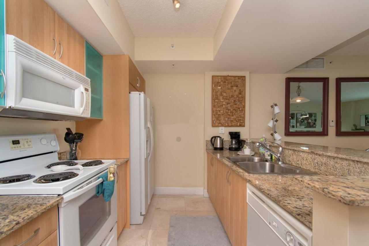 Stylish Modern 2Bd/2Bth Apt. Min To Beach マイアミビーチ エクステリア 写真